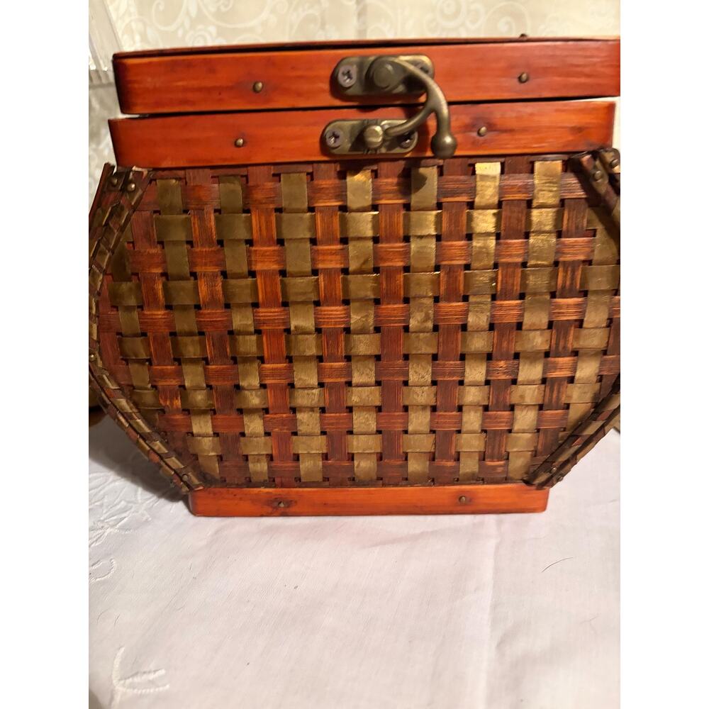 Vintage Hexagonal Mixed-Media‎ Trinket Chest - Picture 2 of 10